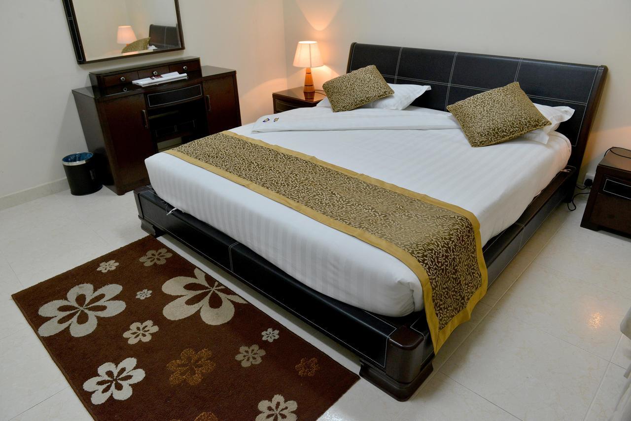 Al Mawasem Al Arbaa Aparthotel Al Al Jubail Buitenkant foto